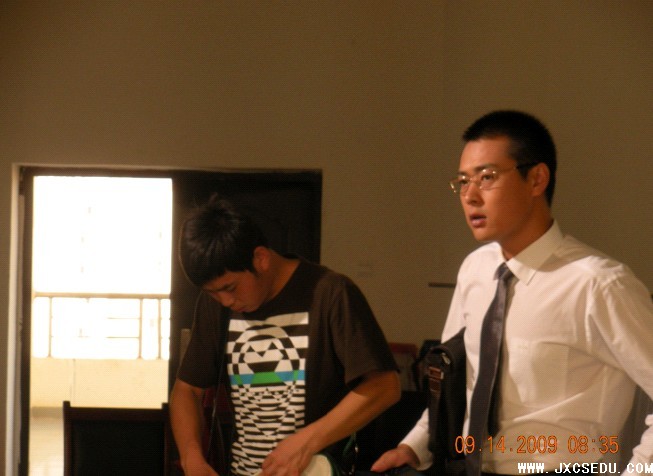张桐:《亮剑》中魏和尚的扮演者